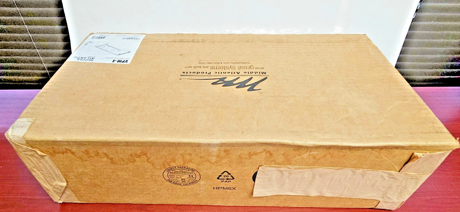 Middle Atlantic VPM-4 VPM Series Vertical Panel Wall Mounted Rack NEW Sealed