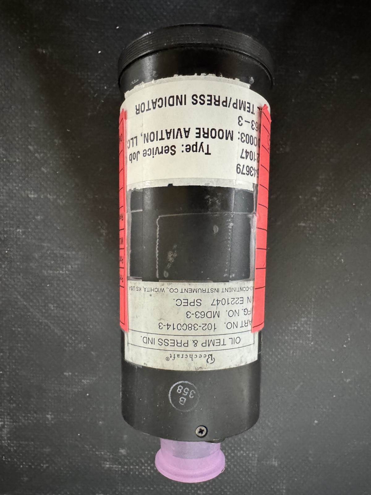 Beechcraft Oil Temp / Pressure Indicator MD63-3