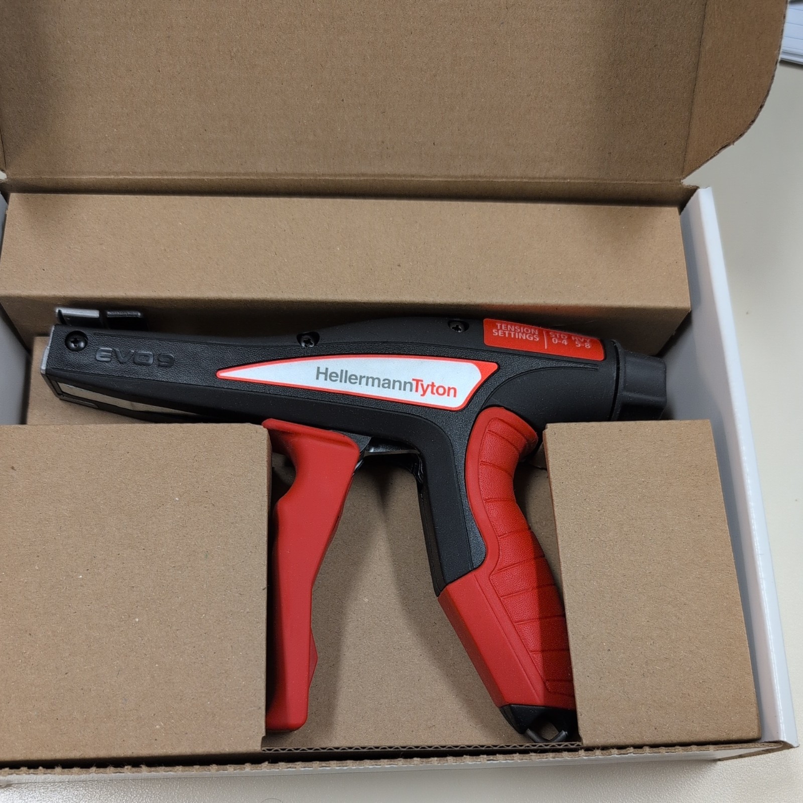 New!  EVO 9 Hellermanntyton Hand Tool 110-80000