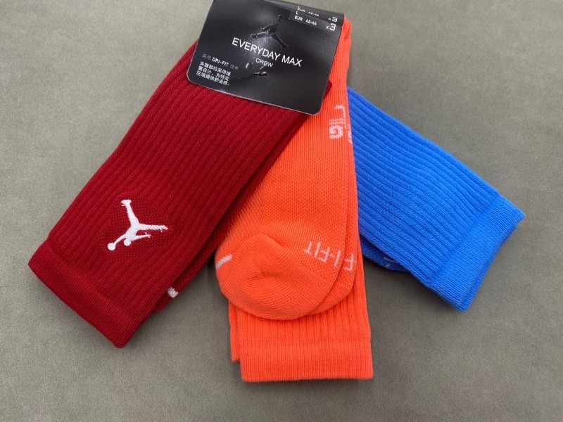 Jordan Men Size L 8-12 Everyday MAX CREW Socks 3 Pairs 3 Colors