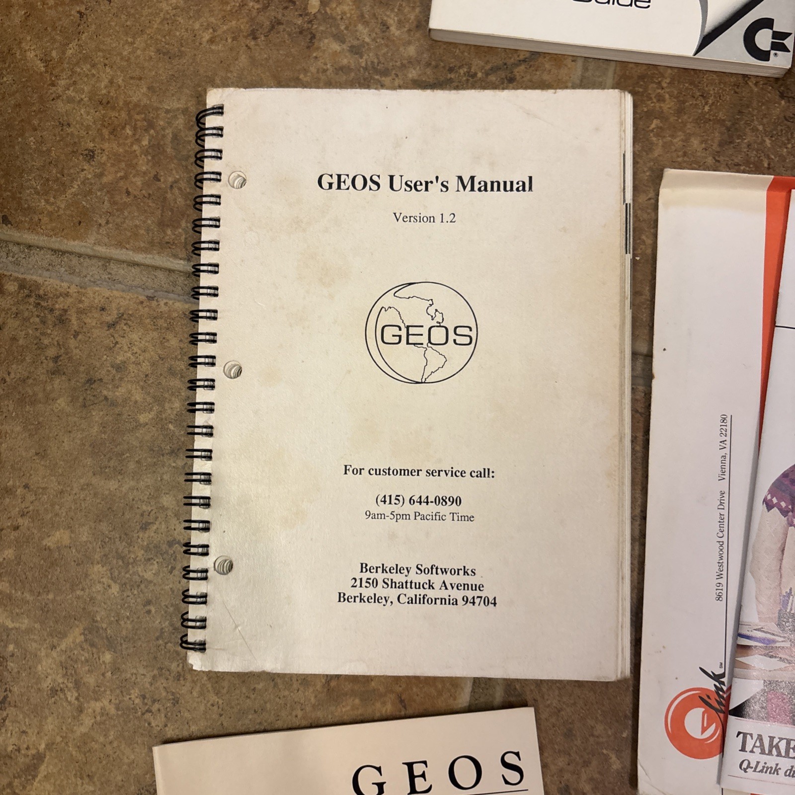 GEOS Graphic Environment Operating System (Commodore 64 / 128) Berkley Softworks