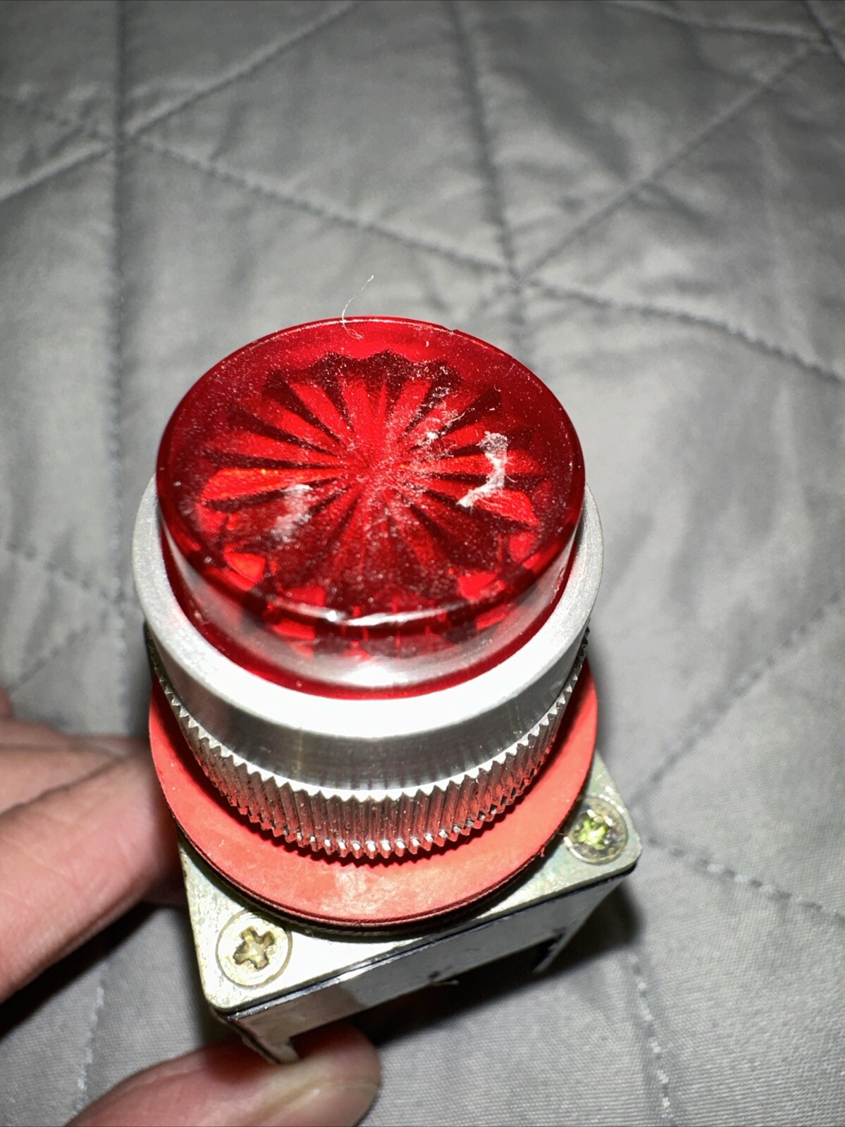 Allen-Bradley Catalog 800MR-P16S Series D Red Indicator Light