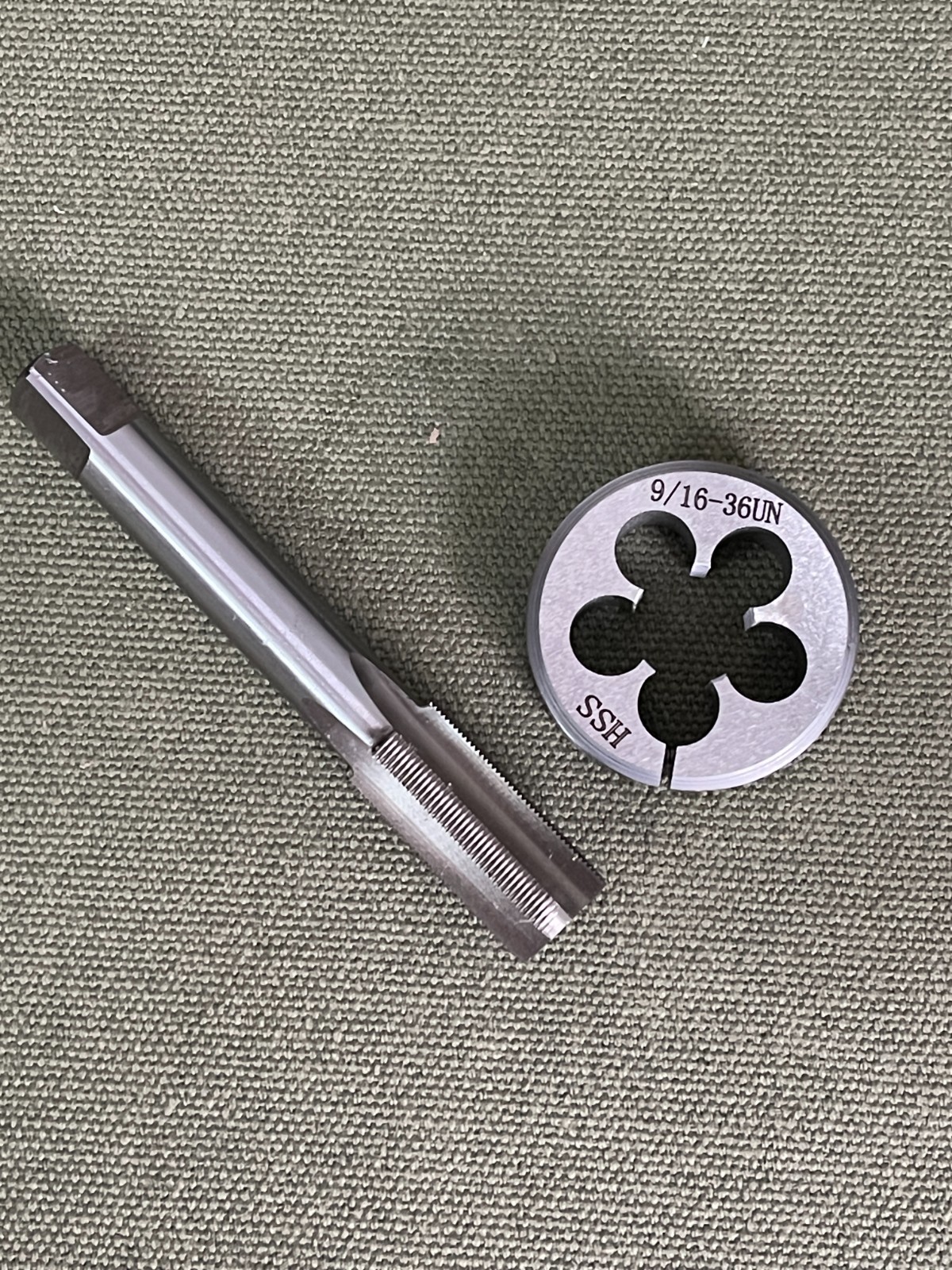 9/16 x 36 Tap & Split Die set, suits Smith & Wesson "L" Frame.