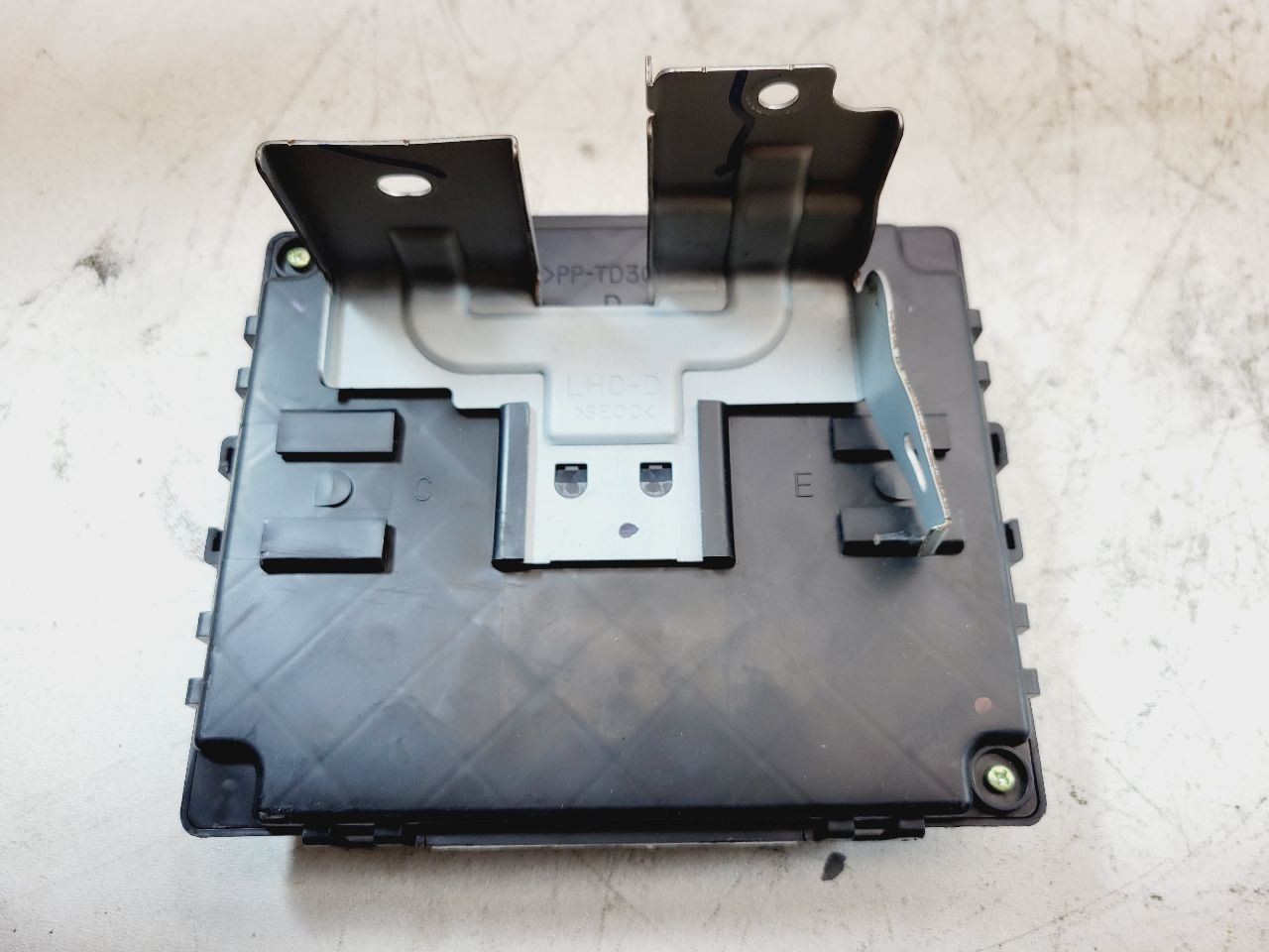2014 2015 2016 KIA SOUL BODY CONTROL MODULE WITHOUT SMART KEY OEM 95400-B2B00