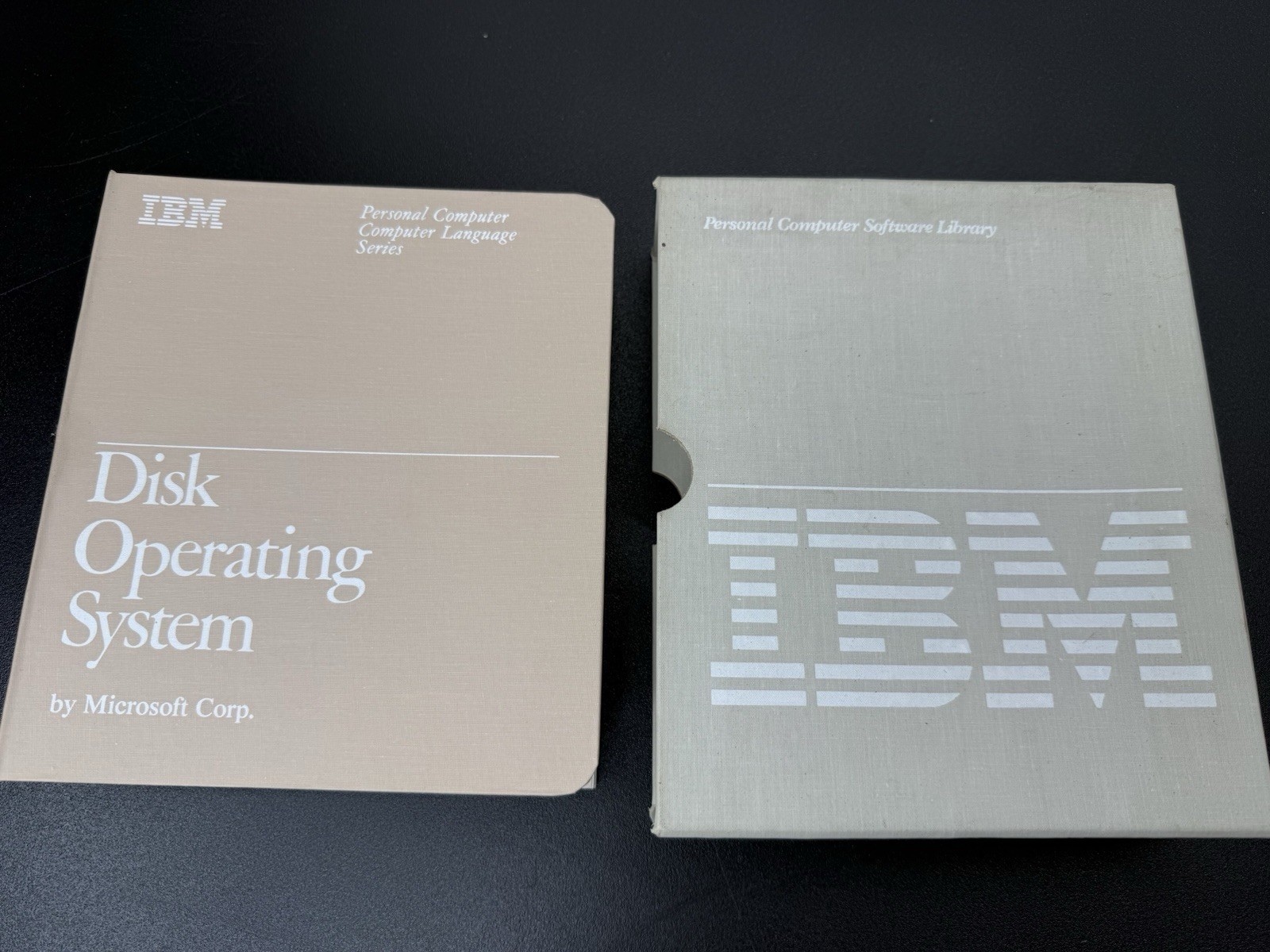 Vintage 1983 IBM DOS 2.10 6024120 5.25" Disk Operating System CIB Sleeved Manual