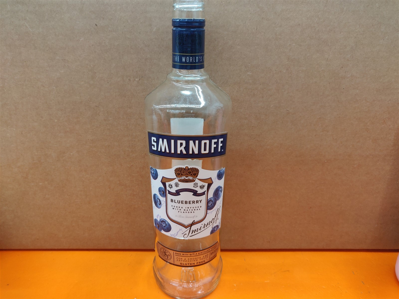 ⭐️⭐️⭐️⭐️⭐️ EMPTY 1L Smirnoff Blueberry Clear Class Bottle for Crafts/Upcycle