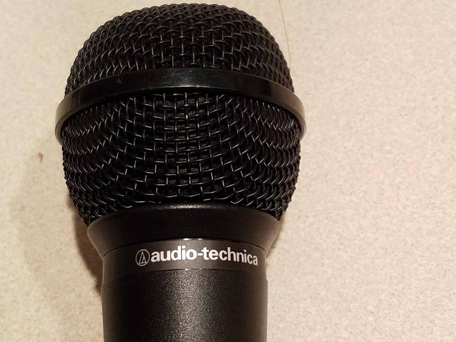 Audio Technica ATR1100 Dynamic Vocal Instrument Undirectional Microphone