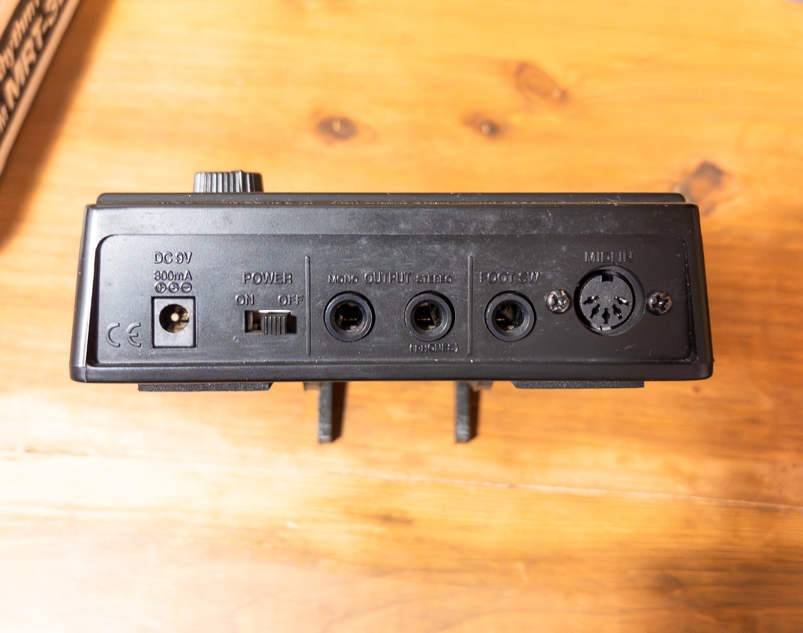 ZOOM MRT-3B Black Micro Rhythm Trak Drum Machine Tested Working w/ Box Manual
