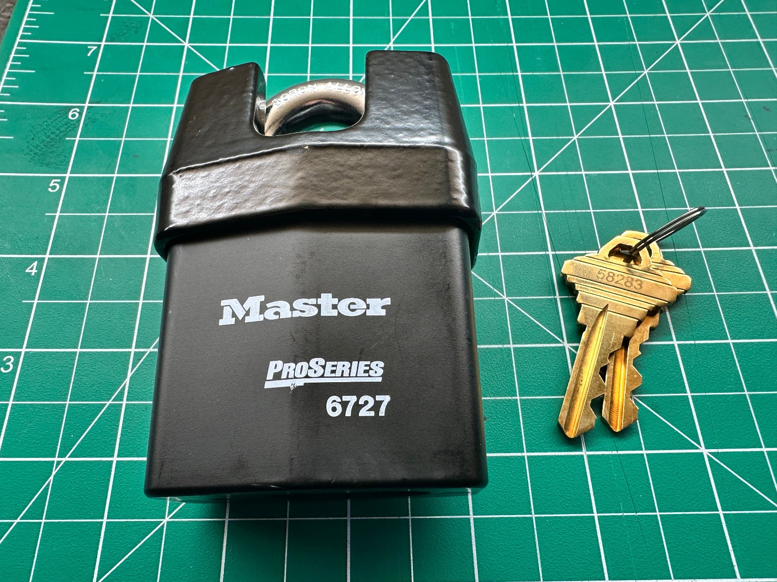 Master Lock 6727 ProSeries Padlock Installed Cylinder Schlage SC1