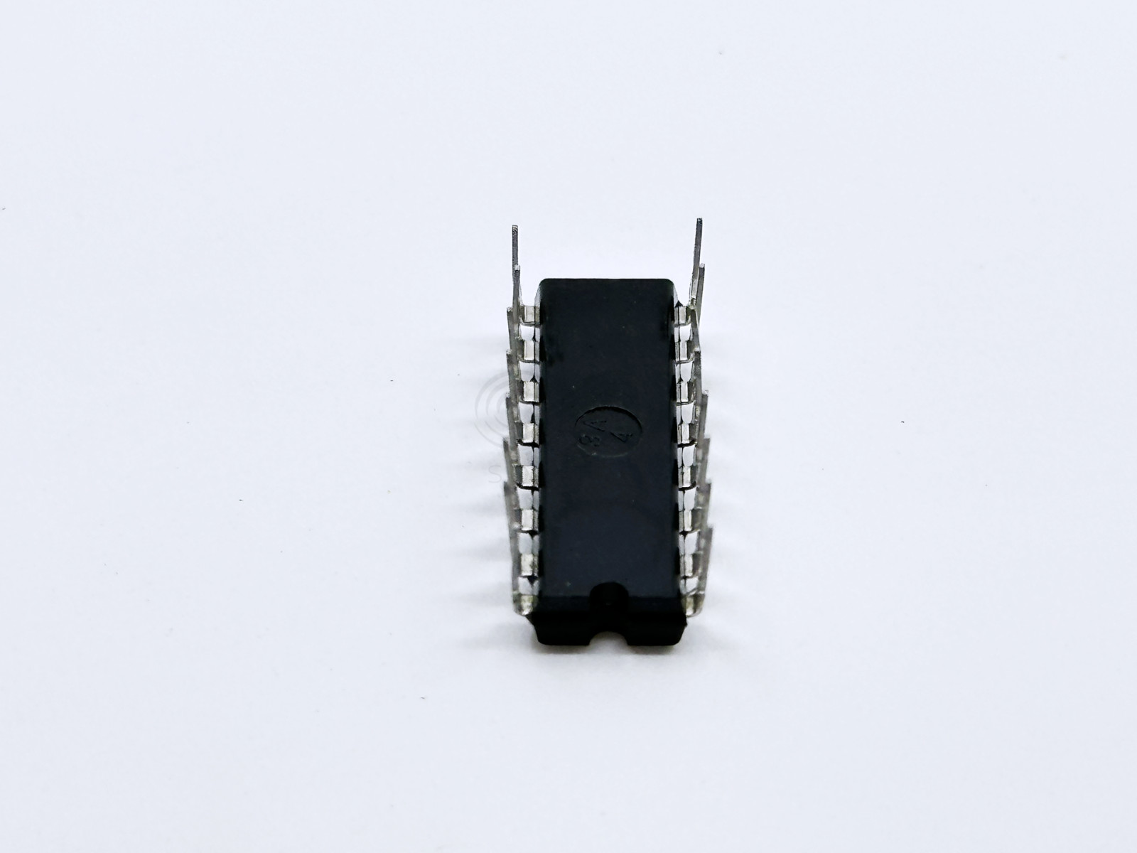 LA3155 Sanyo 2-Channel 9V Equalizer Amplifier DIP-16