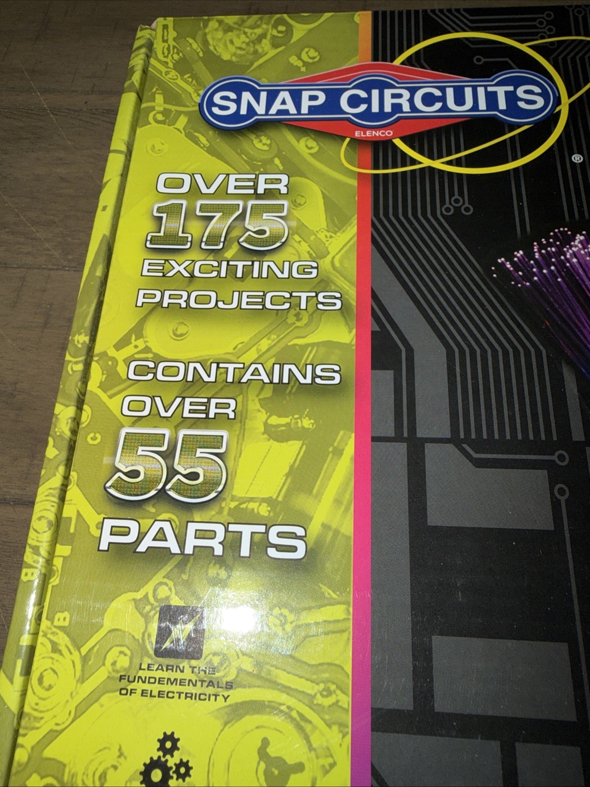 Snap Circuits LIGHT Electronics Exploration Kit Opened Box SCL-175 Fiber Optics
