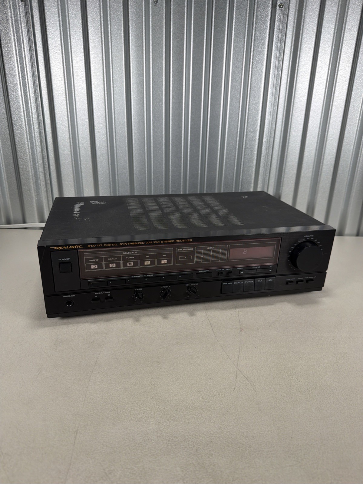 Realistic STA-117 Digital Synthesized AM/FM Stereo Receiver - Tested & Working!