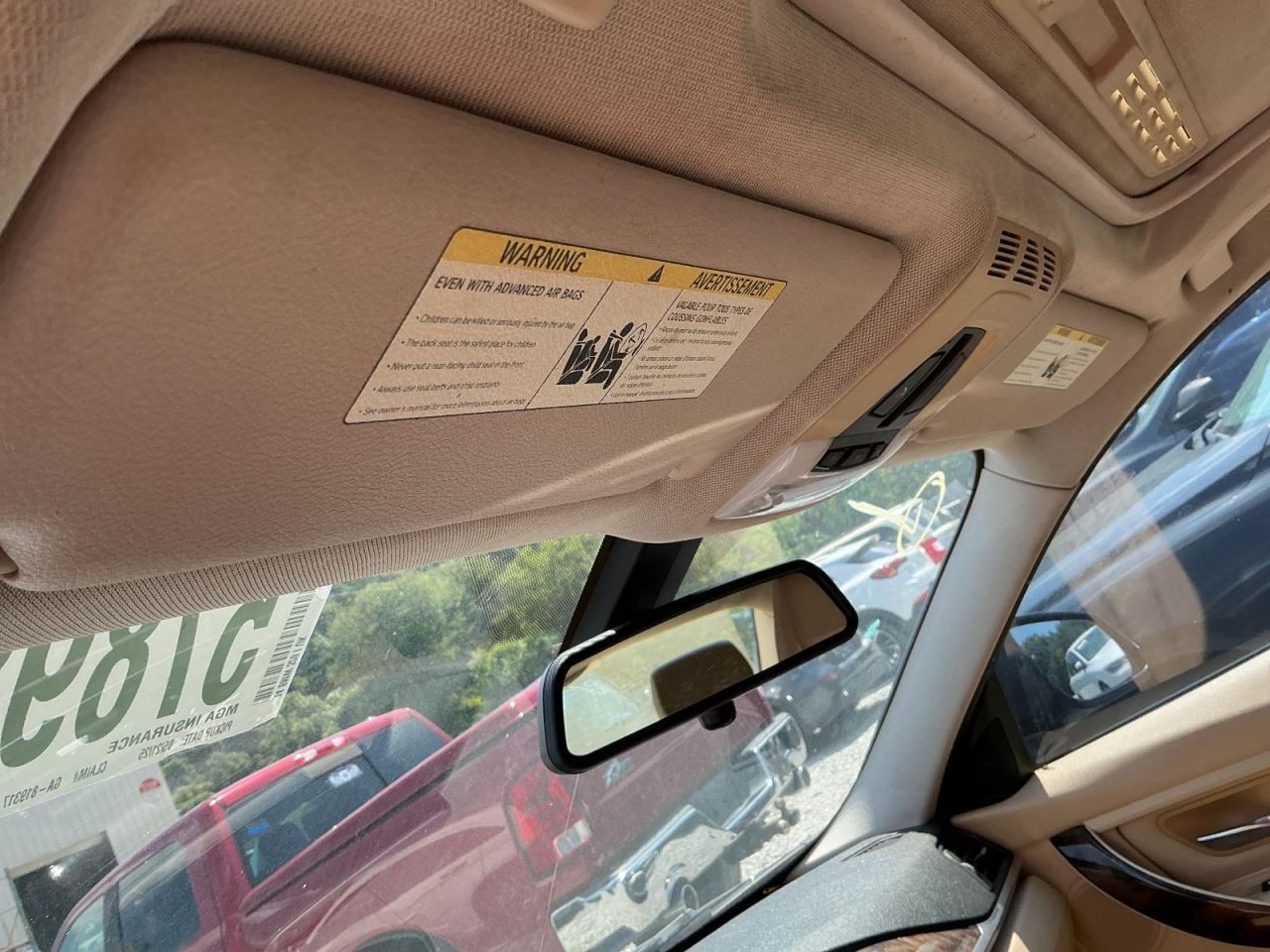 320I 2014 Glove Box 4722780