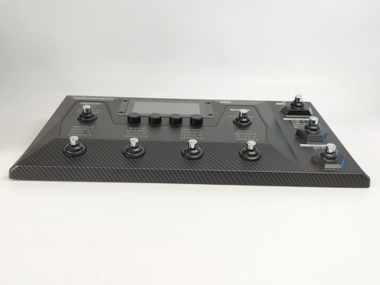 Zoom B6 Bass Multi-Effects Processor For Electric Bass With Power Cable