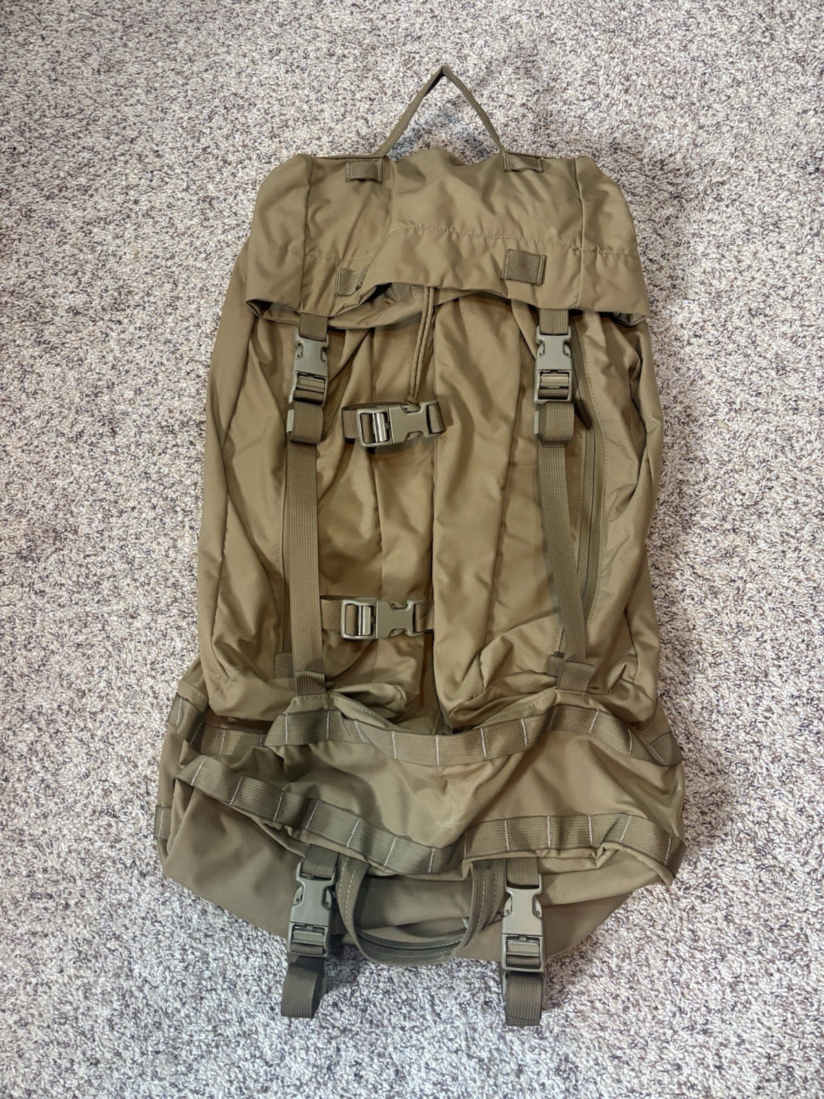 Kifaru Fulcrum Bag NWOT Coyote Brown  Discontinued..