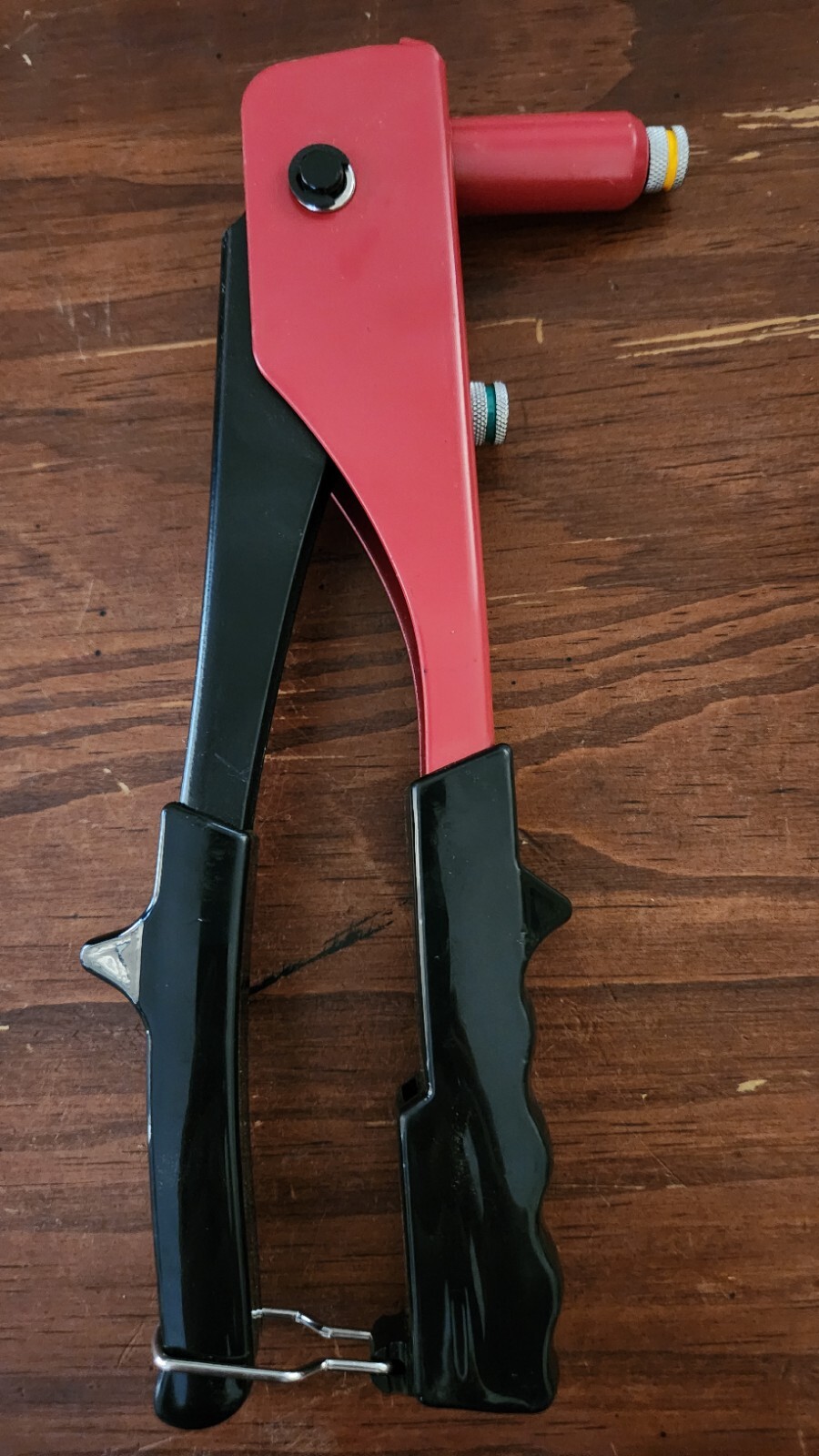 ARROW RT100M ONE HANDED RIVETER RIVET TOOL ONE HAND OPERATION