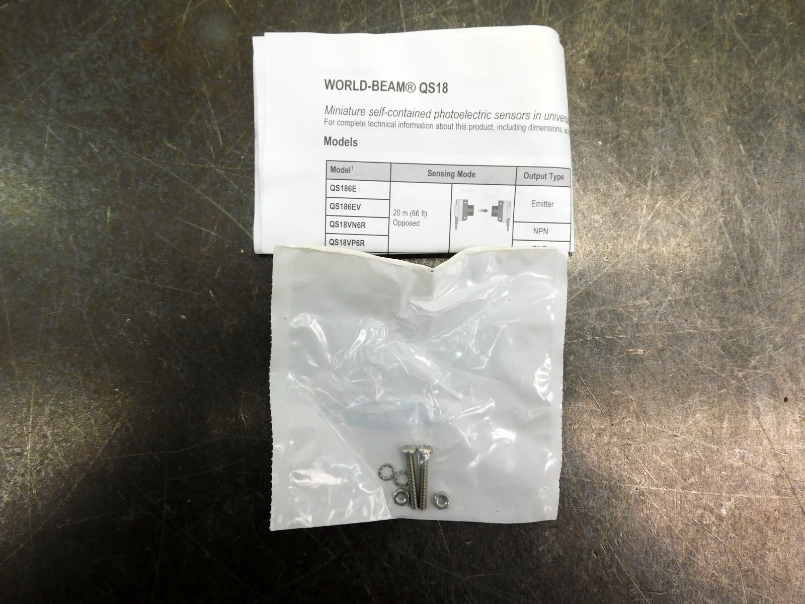 Banner QS18VM6FQ5 Sensor 81026 New In Box
