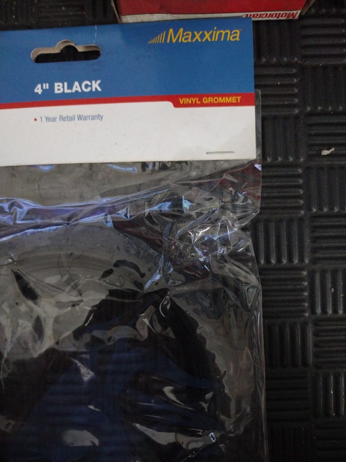 M50400-B - Maxxima 4" Black Vinyl Grommet