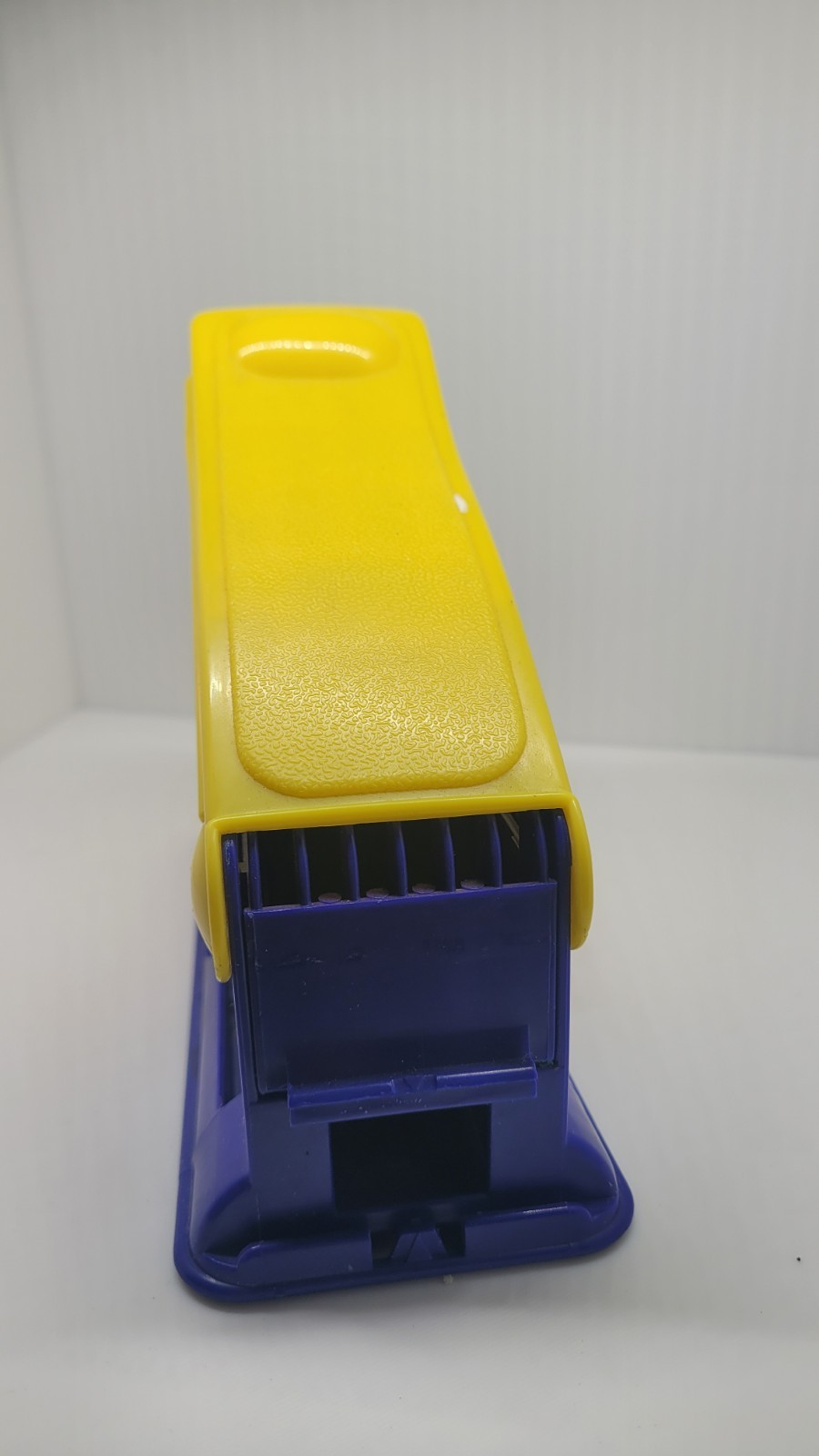 Hasbro 1998 Vintage Play-Doh Fun Factory