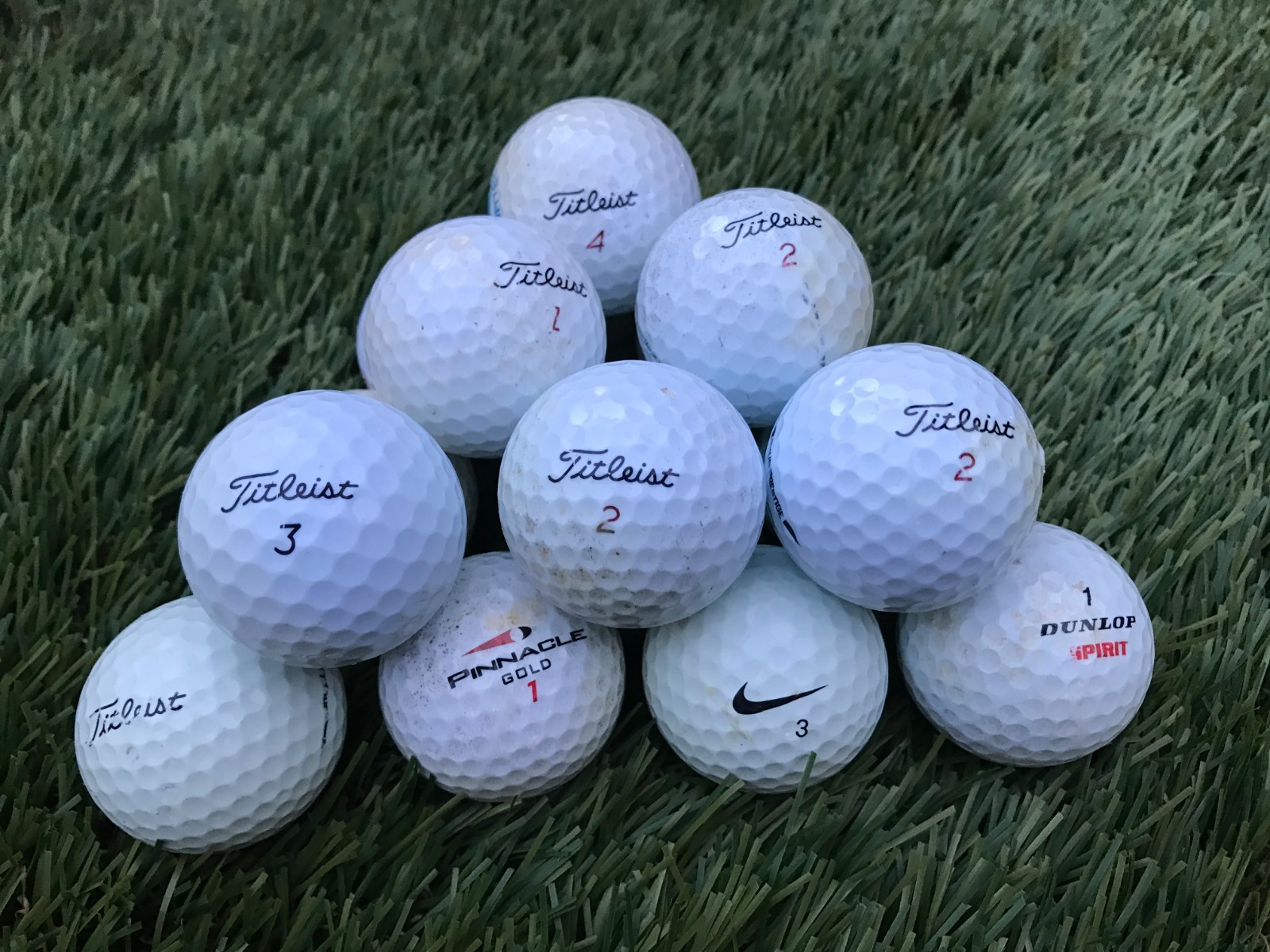 200 Assorted Brands Mix - SHAG AA Used Golf Balls