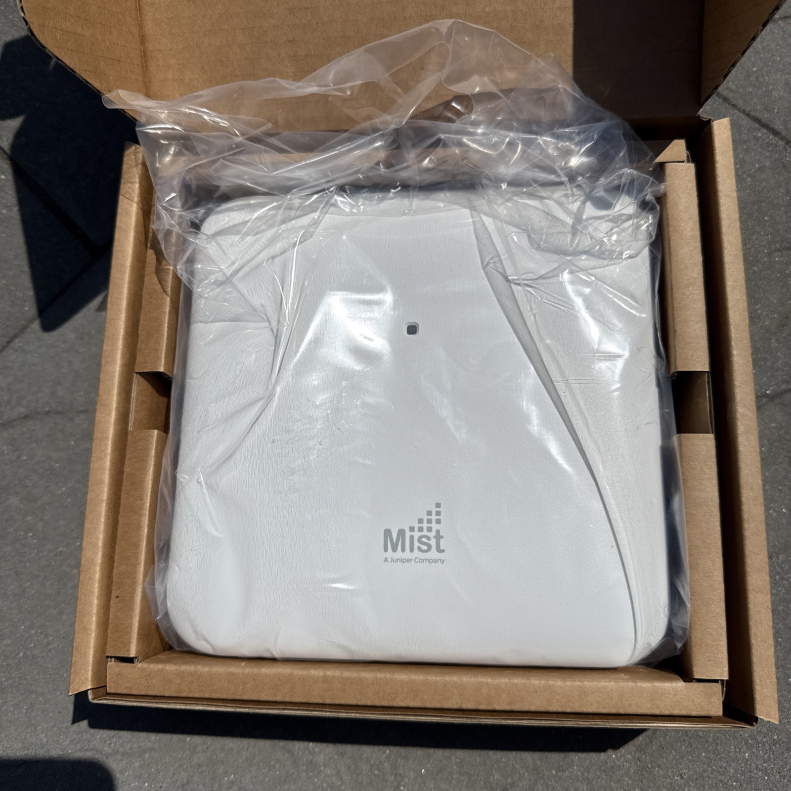 Juniper Networks AP33 Wireless Access Point - White