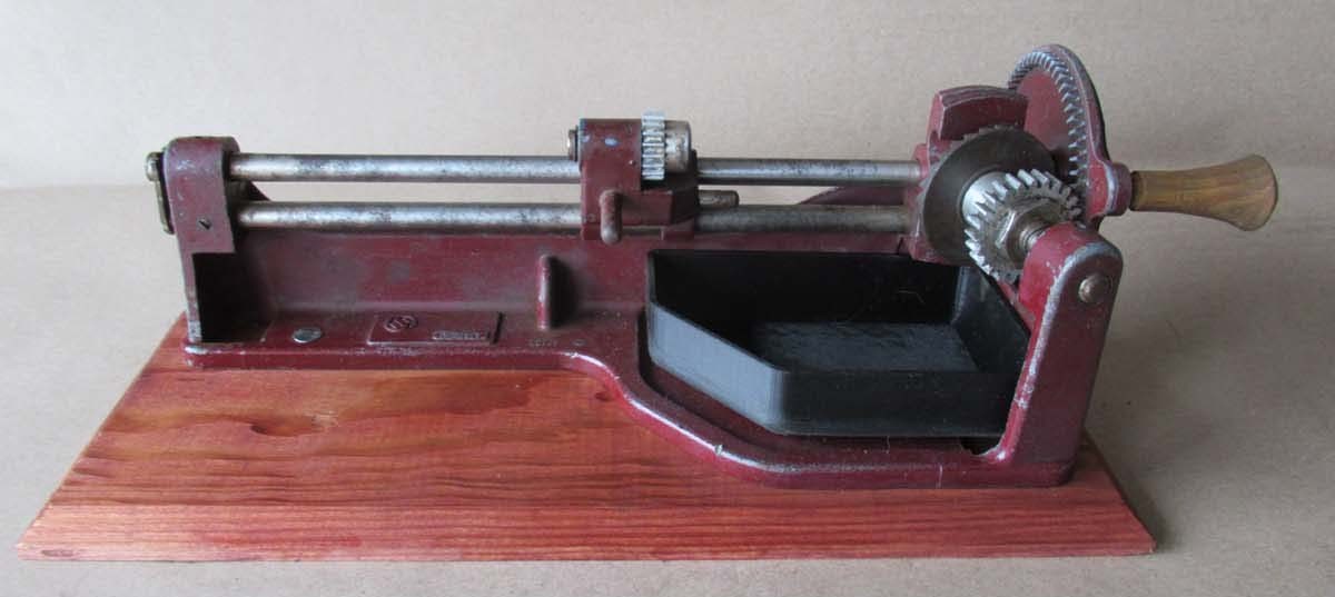 ANTIQUE CAST-IRON TABLE PENCIL SHARPENER SELLIER & BELLOT TRAY CZECHOSLOVAKIA