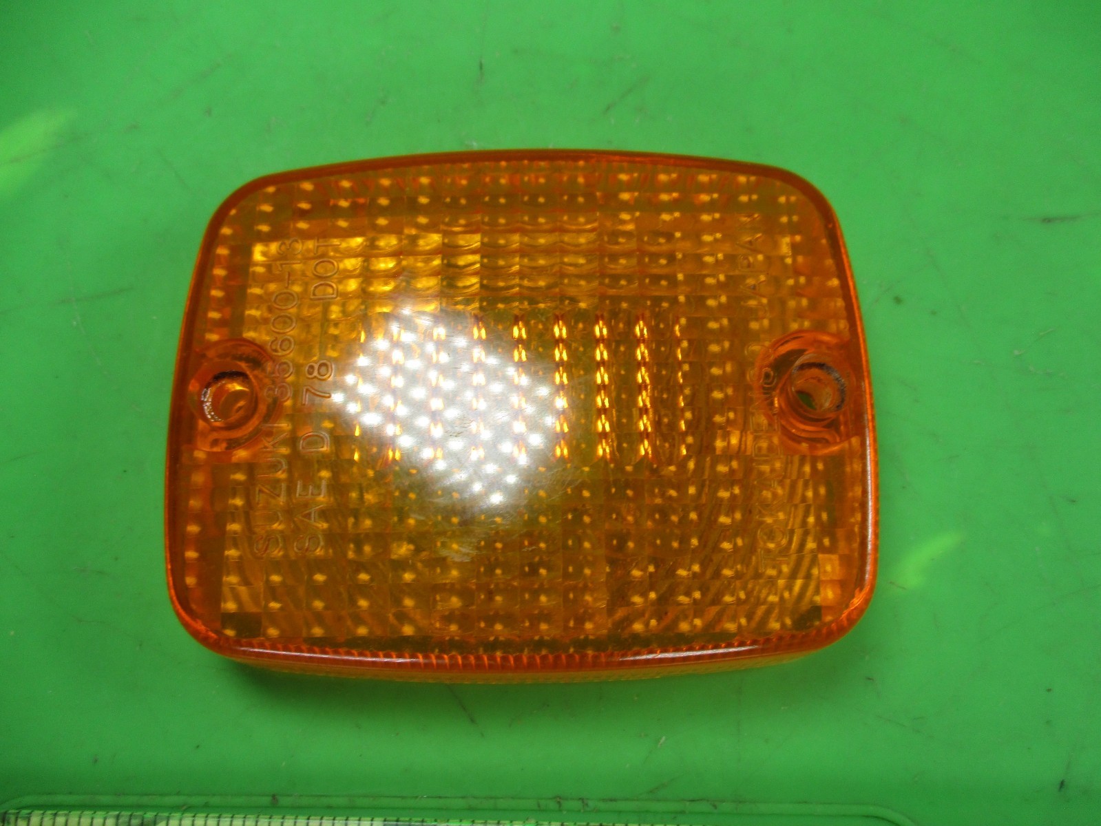 Suzuki GSX 750 1000 1100 Turn Signal  Lense 35600-13 NOS OEM w/ Reflector Insert