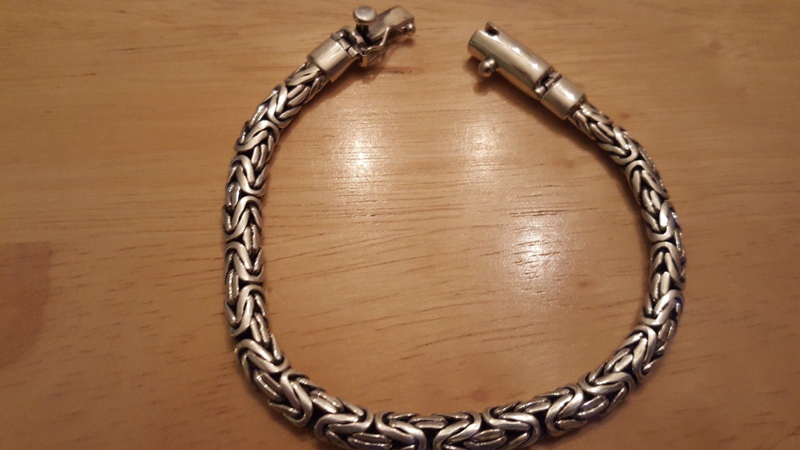 Sterling Silver nickel free Bali Borobudur bracelet 8.5  ", 5.6 MM, 30.3 gm