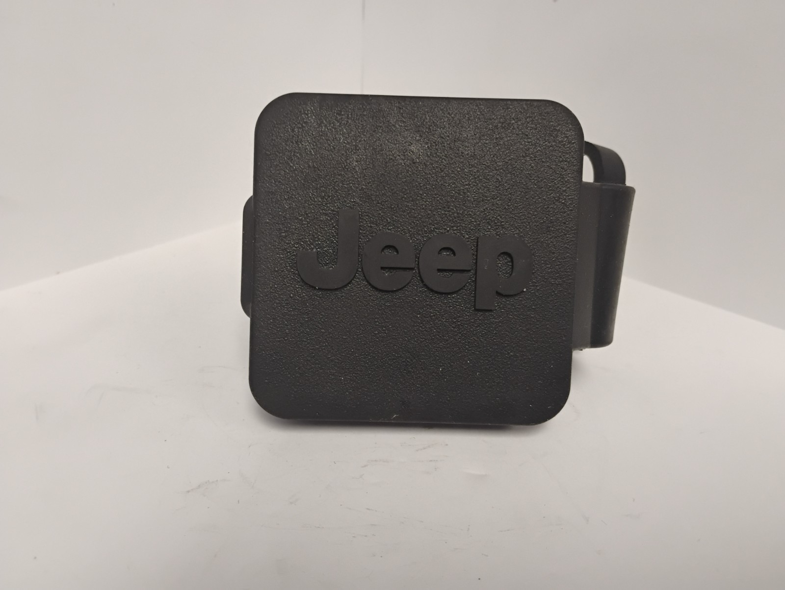 OEM JEEP LOGO TRAILER HITCH PLUG FITS 2" TRAILER HITCH 82213706