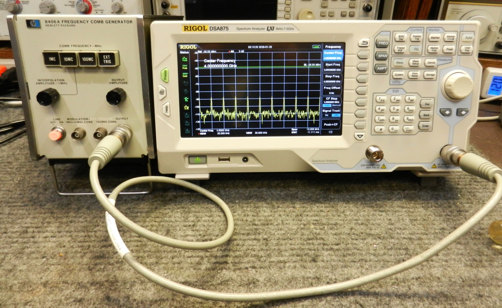 HP 8406A Frequency Comb Generator