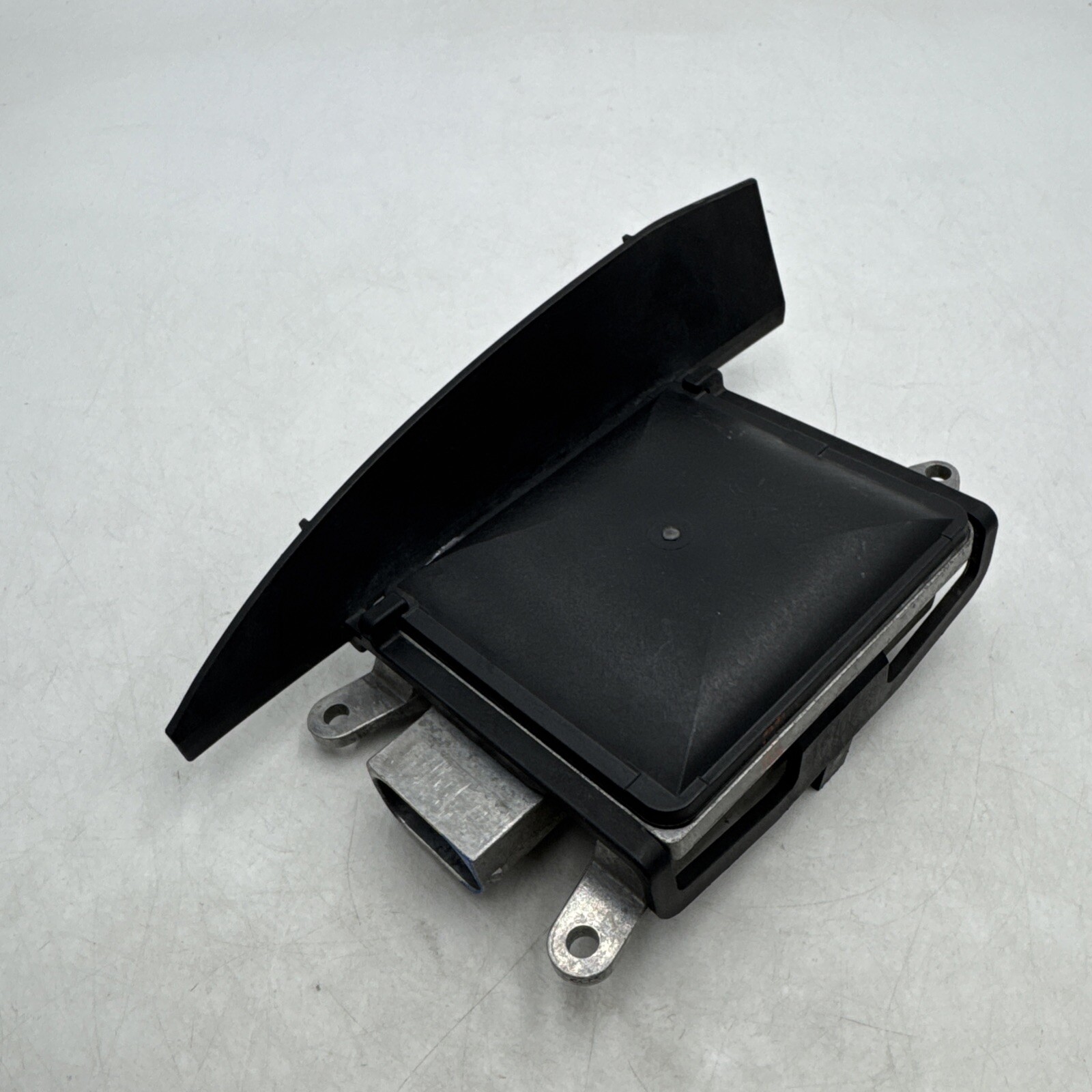 2012-2016 Fits BMW 328i REAR LANE CHANGE WARNING MASTER SENSOR 6863331 OEM