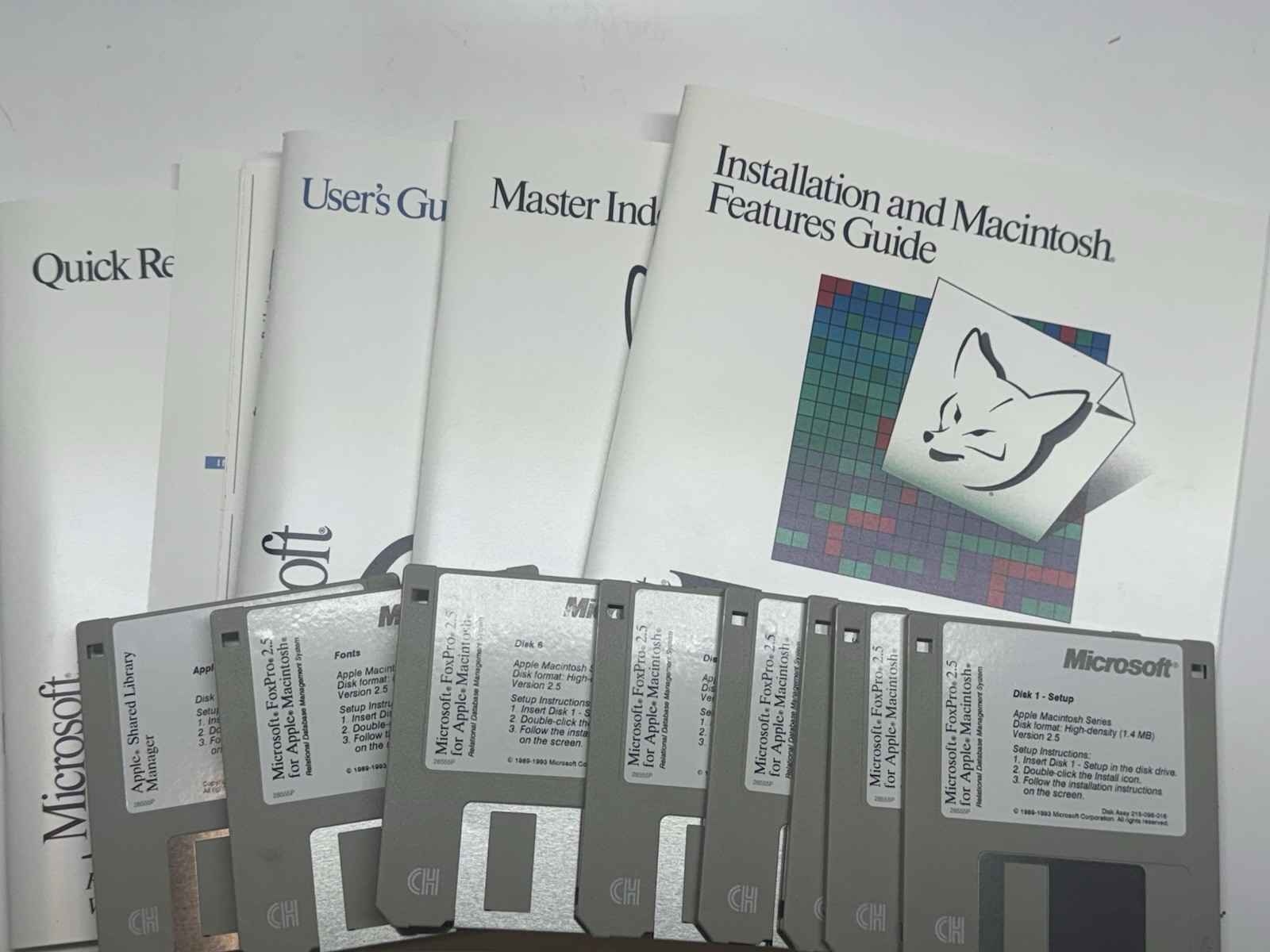 Microsoft FoxPro Database Management System Version 2.5 VTG 1994 STD