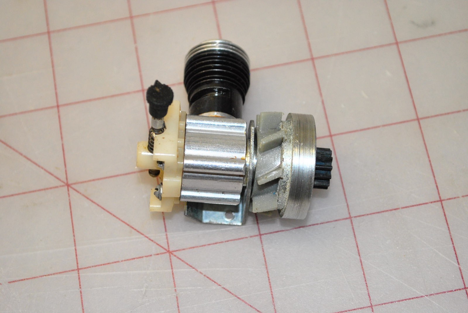 Cox .049 1970’s Car Engine For Dragster, Funny Car or home built chassis. Nice!