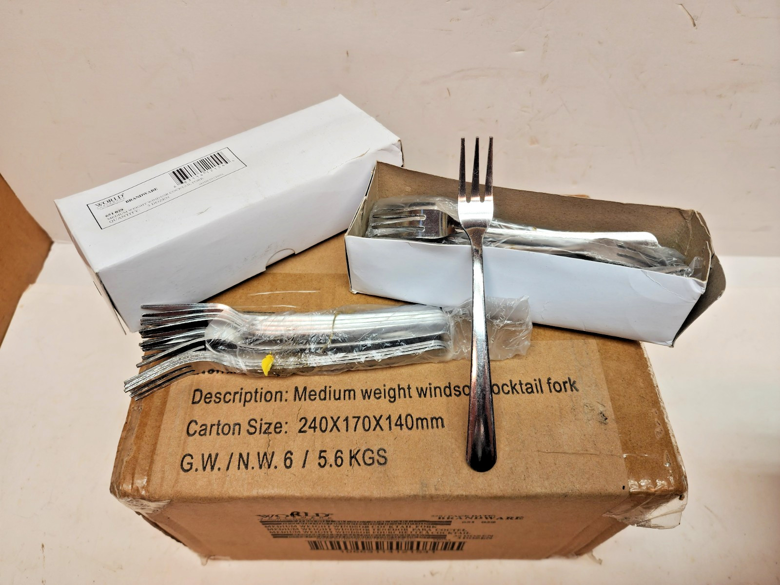 Lot 36 Dozens (432PC) World Tableware Windsor Medium Weight Cocktail Fork 5 3/8"