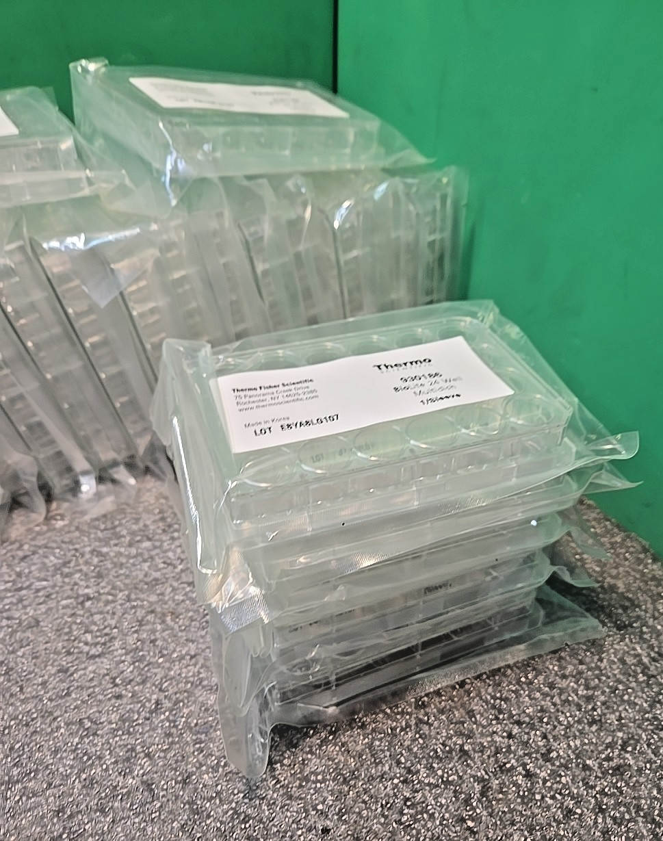 Lot Of 5 Thermo Scientific 930186 BioLite 24 Well Plates | Individually Wrapped