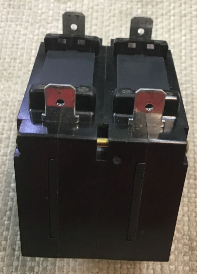 Idec Circuit Protector NRAS2100 2 Pole 1AMP 250VAC (b143)