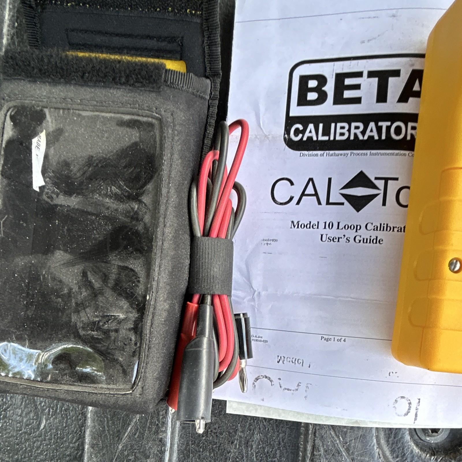 Beta Calibrators CAL Tool 10 Loop Calibrator w/ Case, Test Leads & Manual