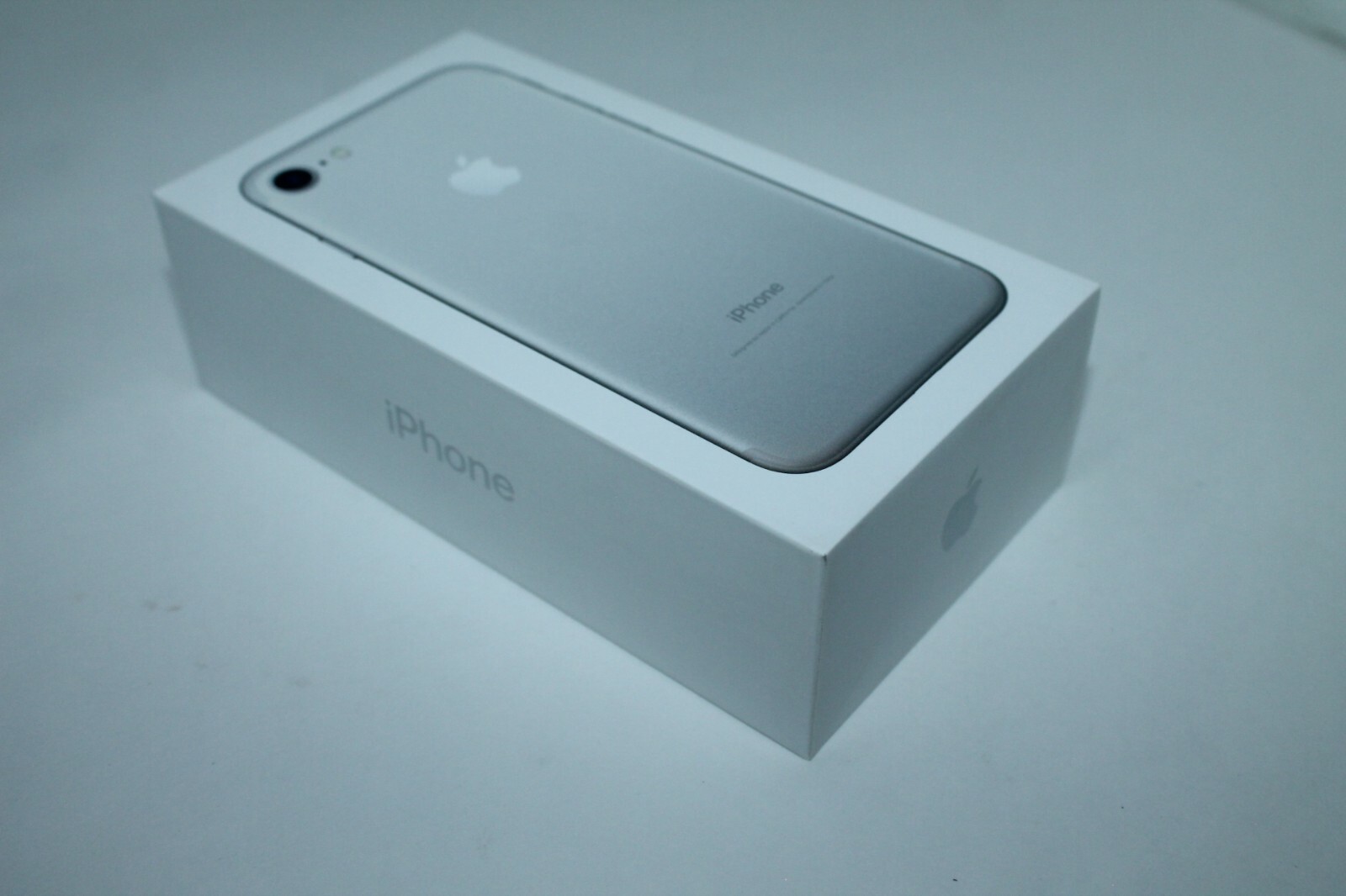 Apple iPhone 7 32GB Silver EMPTY BOX ONLY