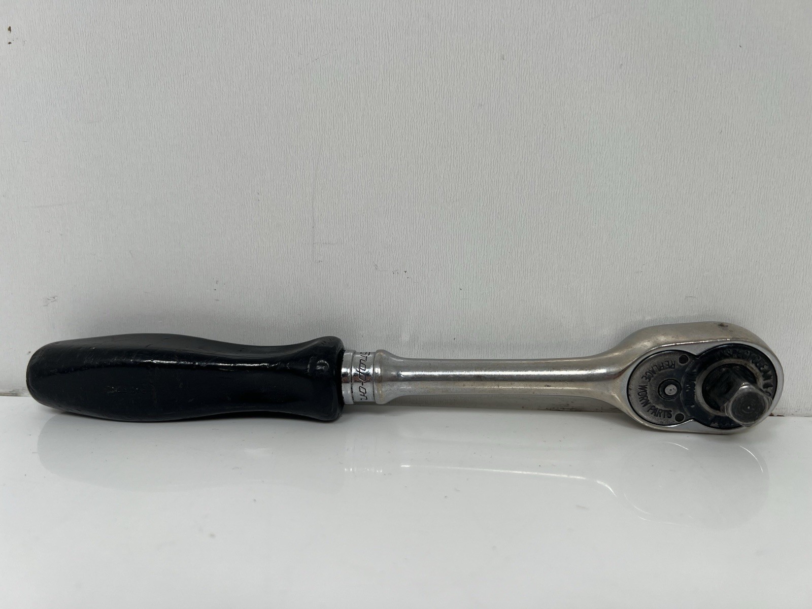Snap-on F726B 3/8” Drive Round Head Ratchet Soft Grip Handle USA Made