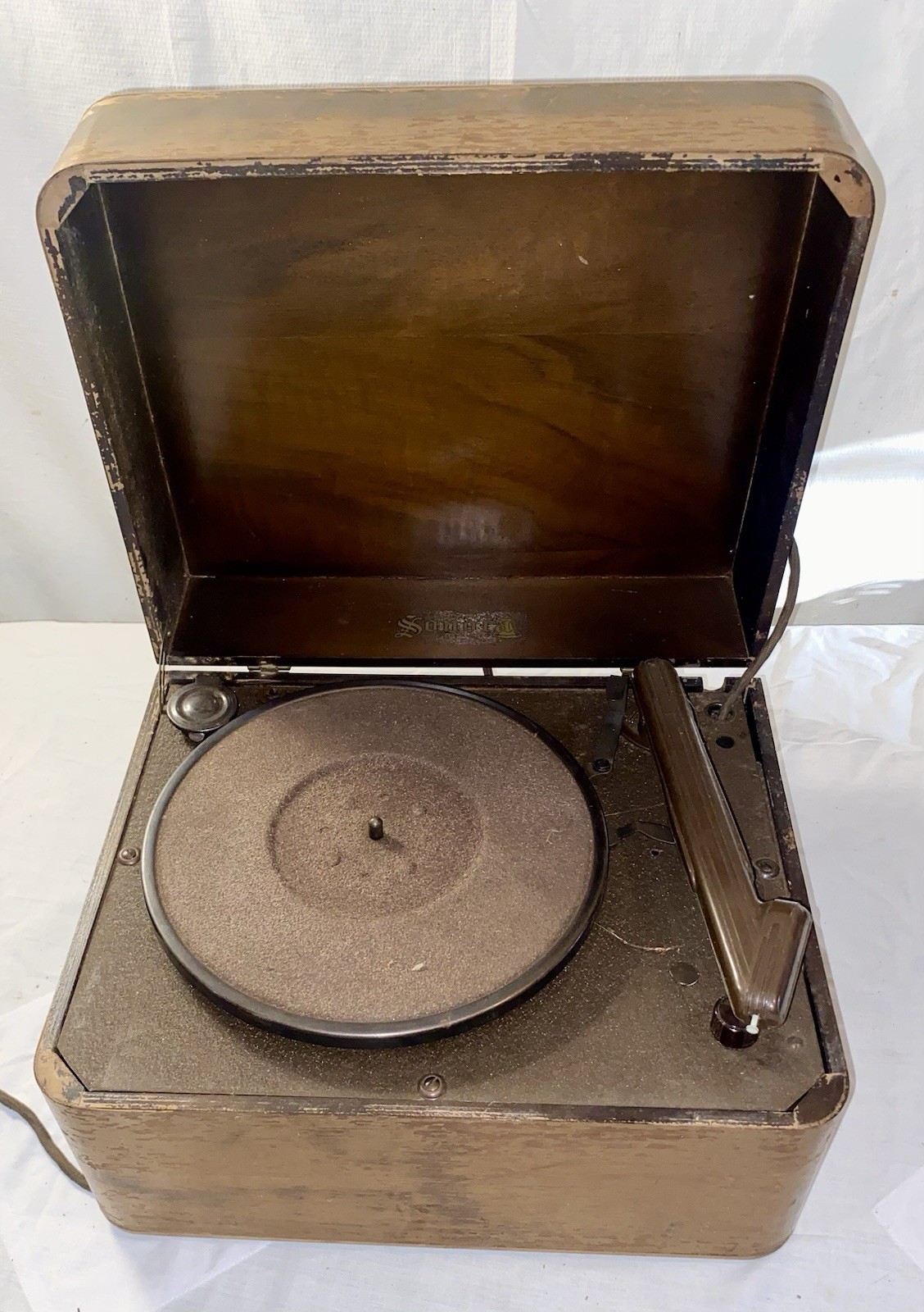 VINTAGE SONORA WOOD CABINET TUBE RECORD PLAYER -PARTS REPAIR - TABLE TURNS