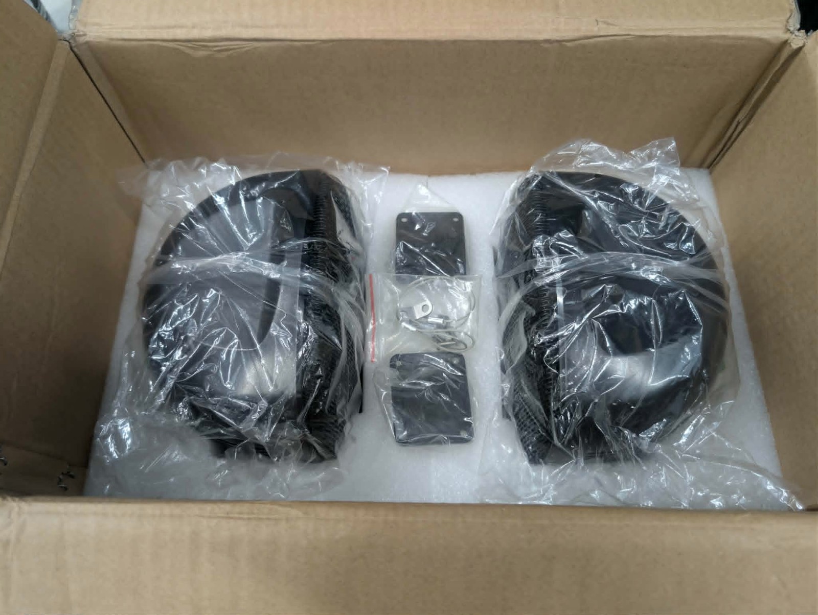 New Ashly AW3.2P All Weather Indoor/Outdoor Speakers Black w/ Mounts Free ship