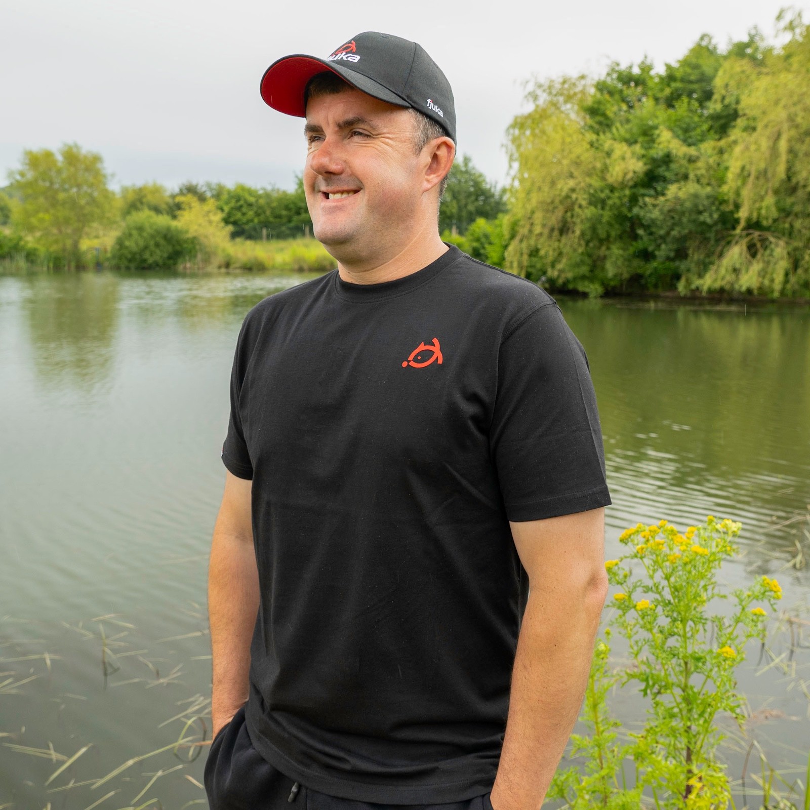 CARP MATCH FISHING CLOTHING - FJUKA BLACK T SHIRT  *NEW* - SIZE XL