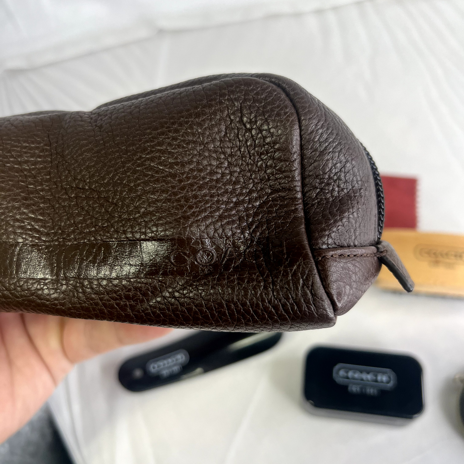 COACH Mens Brown Shoe Shine Kit 6 Pieces