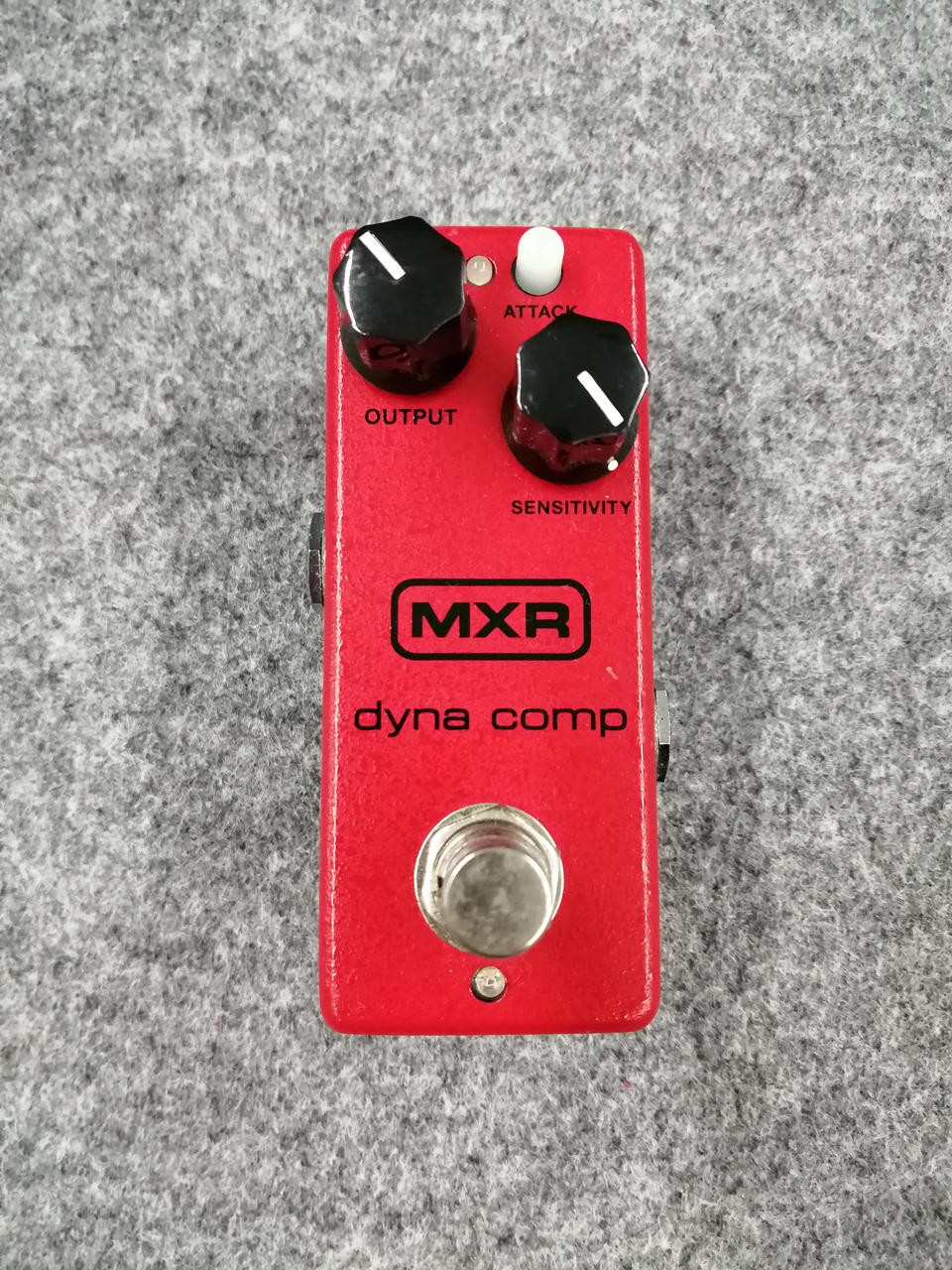 MXR Dyna Comp Mini Compressor Guitar Effects Pedal - Used