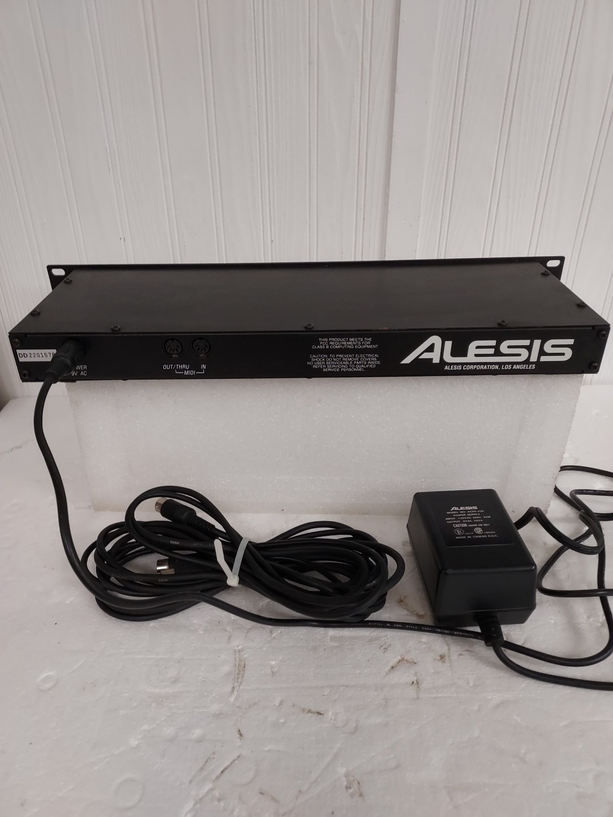 Alesis DataDisk Direct Midi to Disk / Universal Data Storage Module w/ PSU
