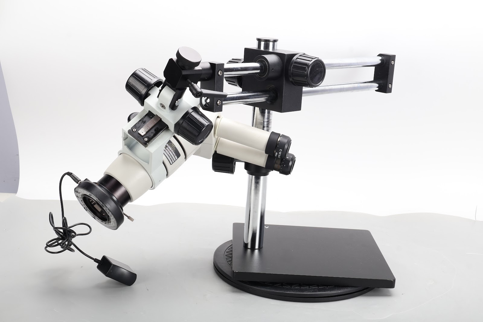 Nikon SMZ800 Stereo Zoom Microscope W/ 2x C-W10xB/22 Eyepiece and Power Supply
