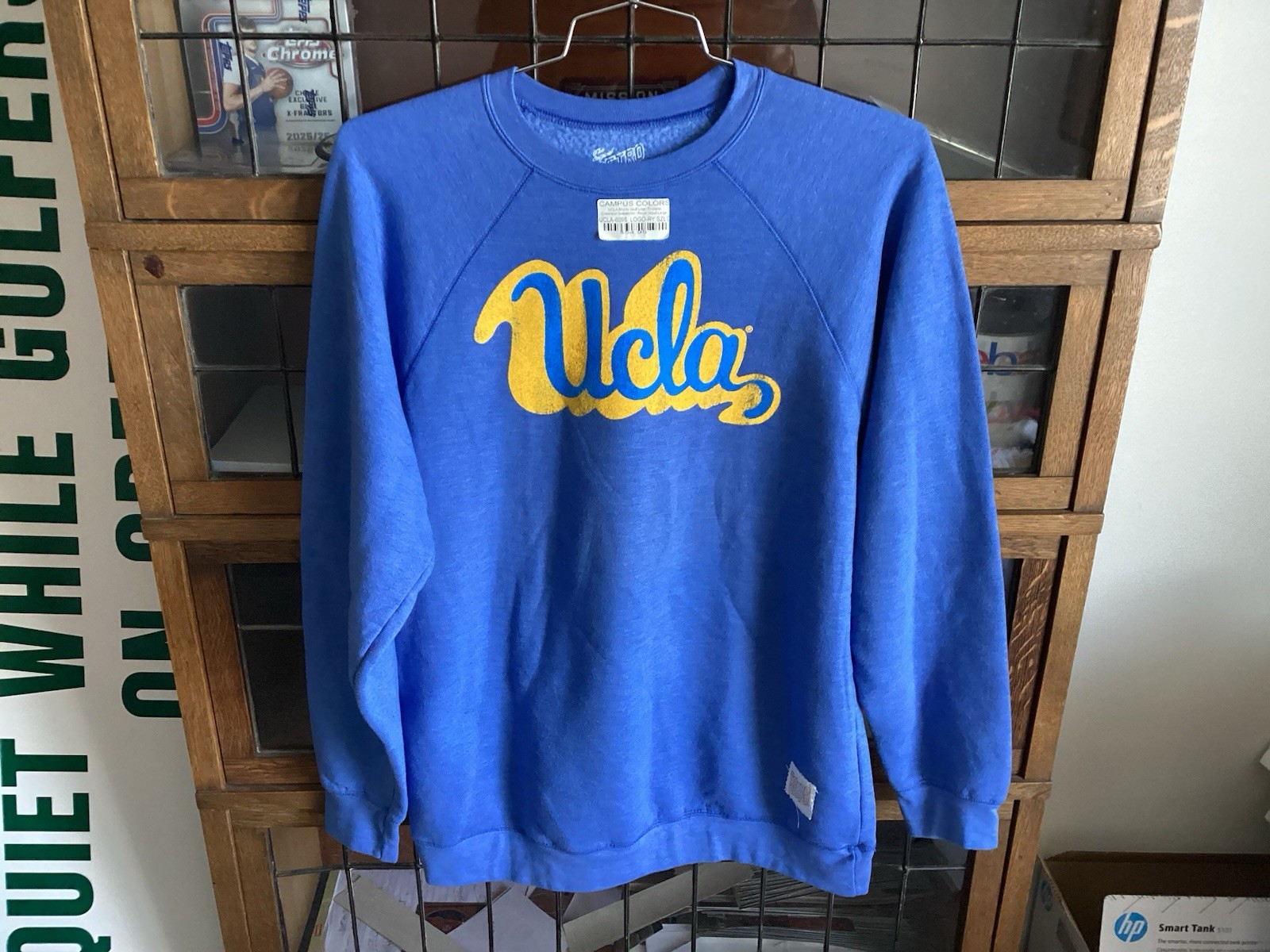 NWOT UCLA Bruins RETRO BRANDS Blue SCRIPT SPELL OUT Crew Sweatshirt SZ L - Cool