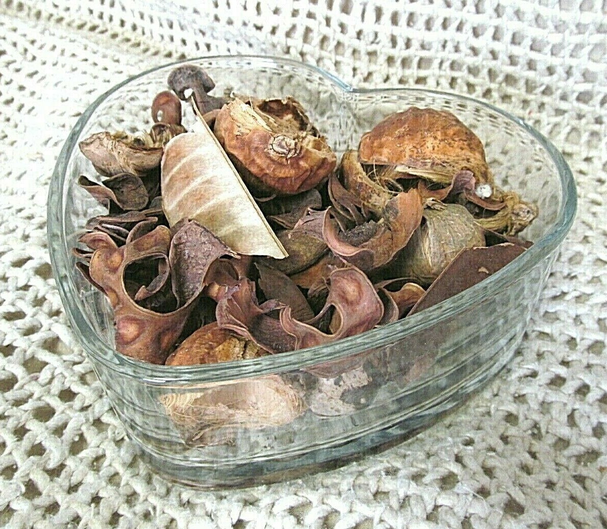 HEART GLASS Shaped Bowl Dish 5.5 x 6 POTPOURRI Fall Style Arrangement Home Decor