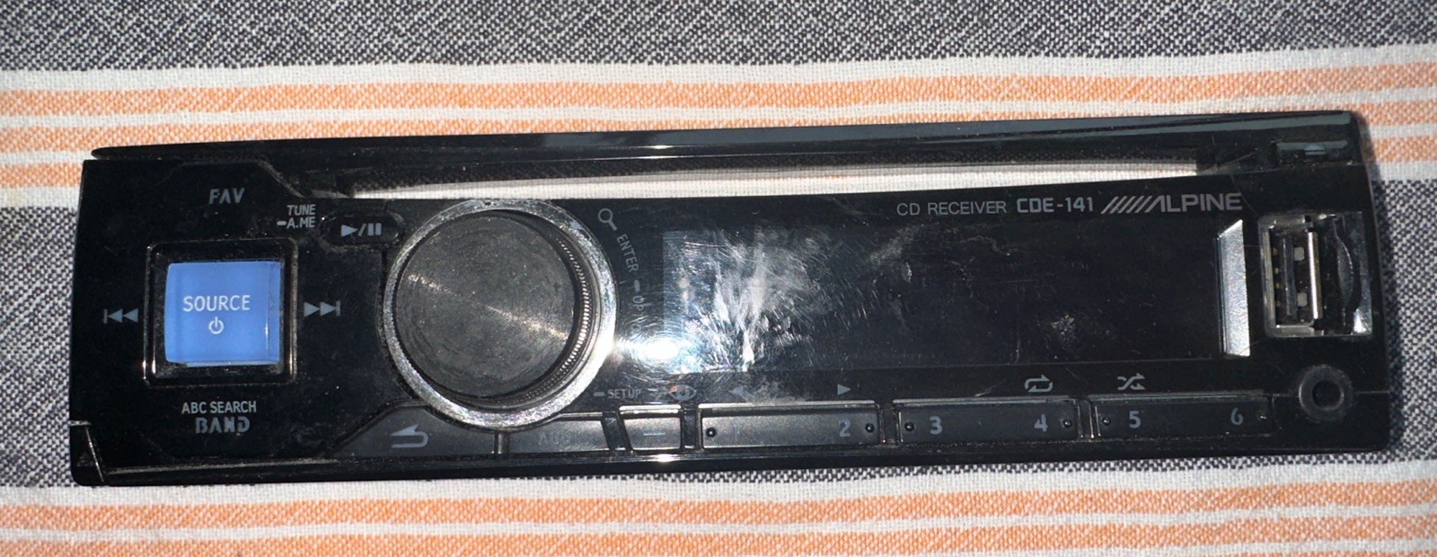 Alpine CDE-141 CD Faceplate Only Untested