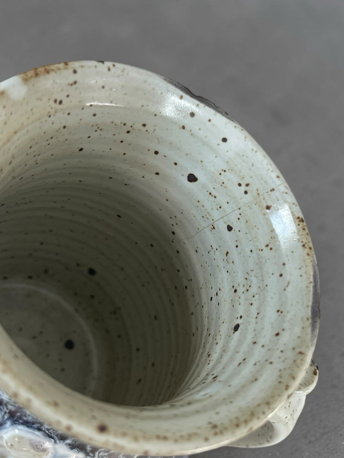 Gene Gandee Speckled Stoneware Seashell Mug White/Blue Rustic Round Decor